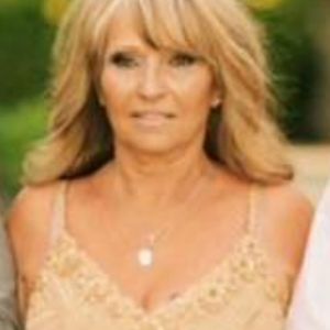 Meet your Posher, Suzanne